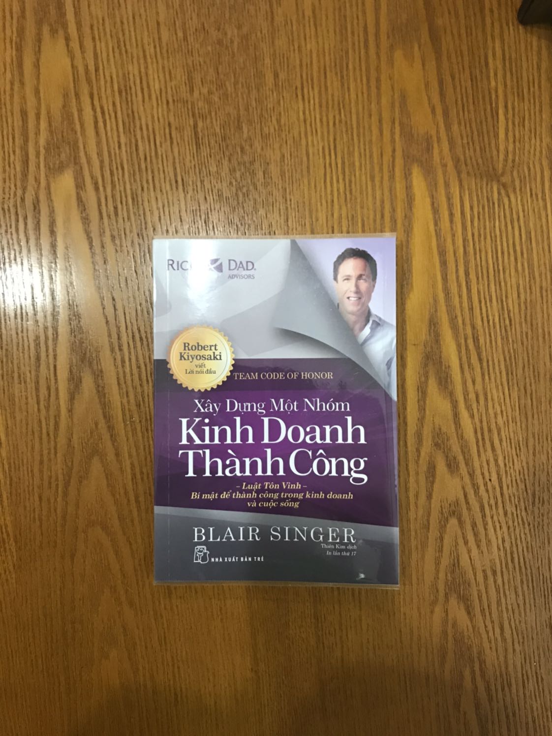 Sách Xây Dựng Một Nhóm Kinh Doanh Thành Công