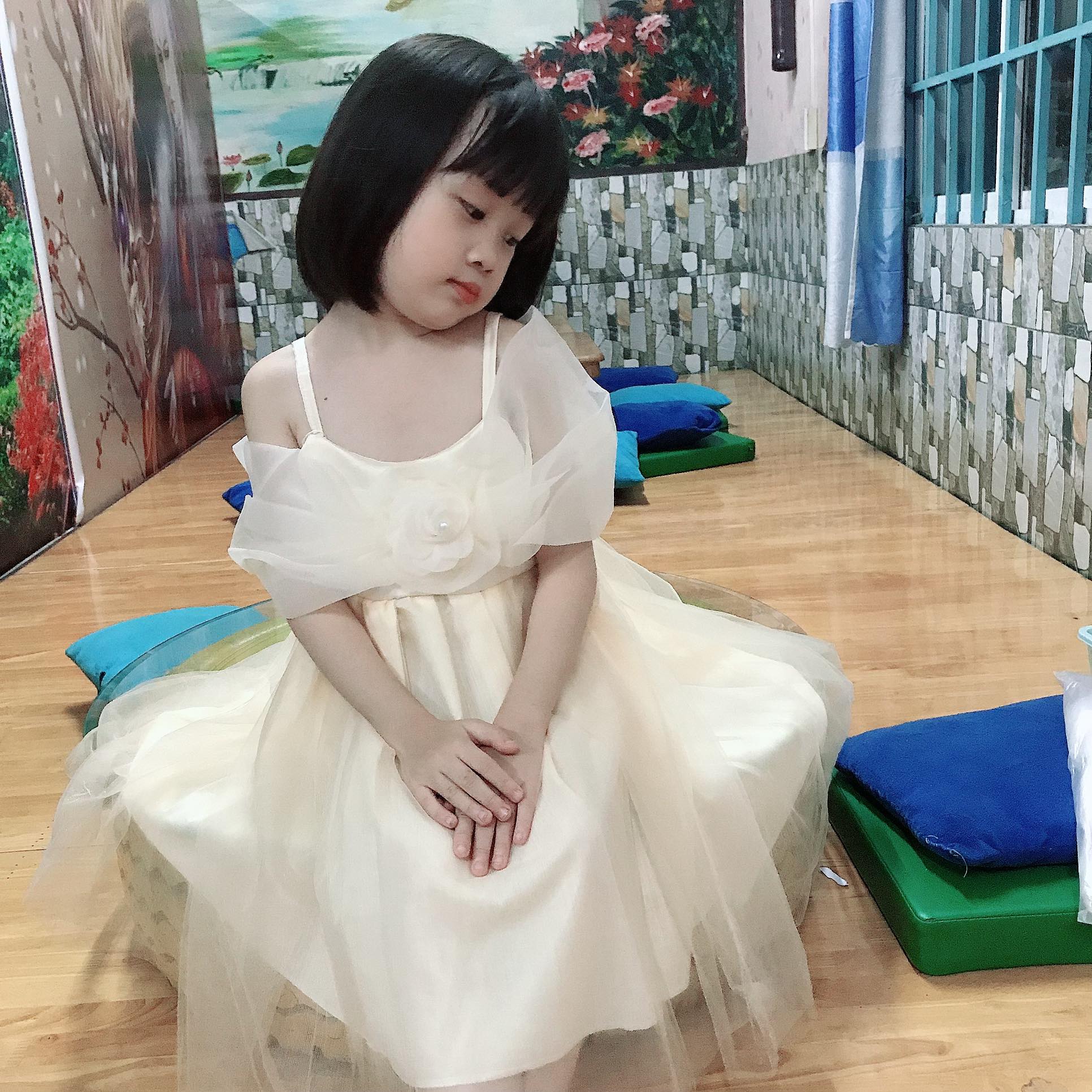 Váy đầm công chúa bé gái kiểu nơ trễ vai cho bé từ 10kg đến 24kg
