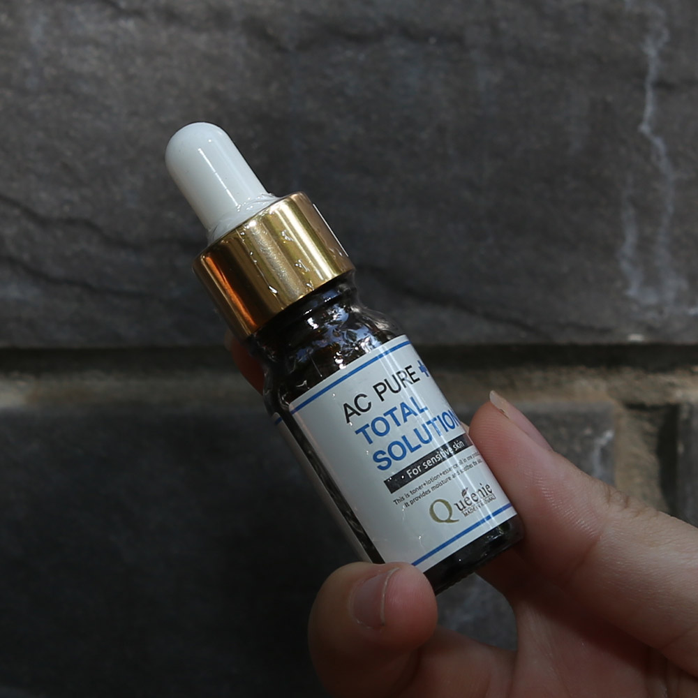 Tinh chất Queenie trải nghiệm loại bỏ mụn ẩn, dưỡng da mịn màng 10ml - Mỹ Phẩm Hàn Quốc
