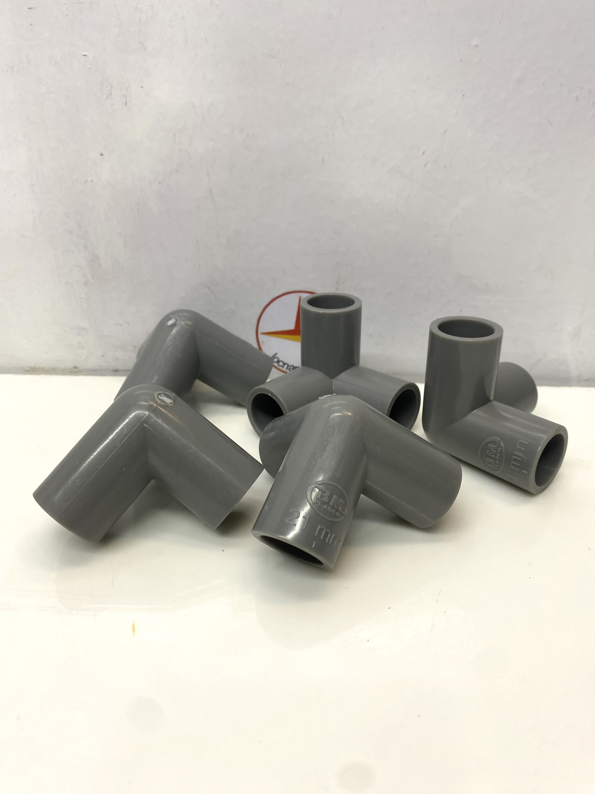 Co góc 3 nhánh, tê góc, co 3 hướng 21 nhựa PVC Bình Minh