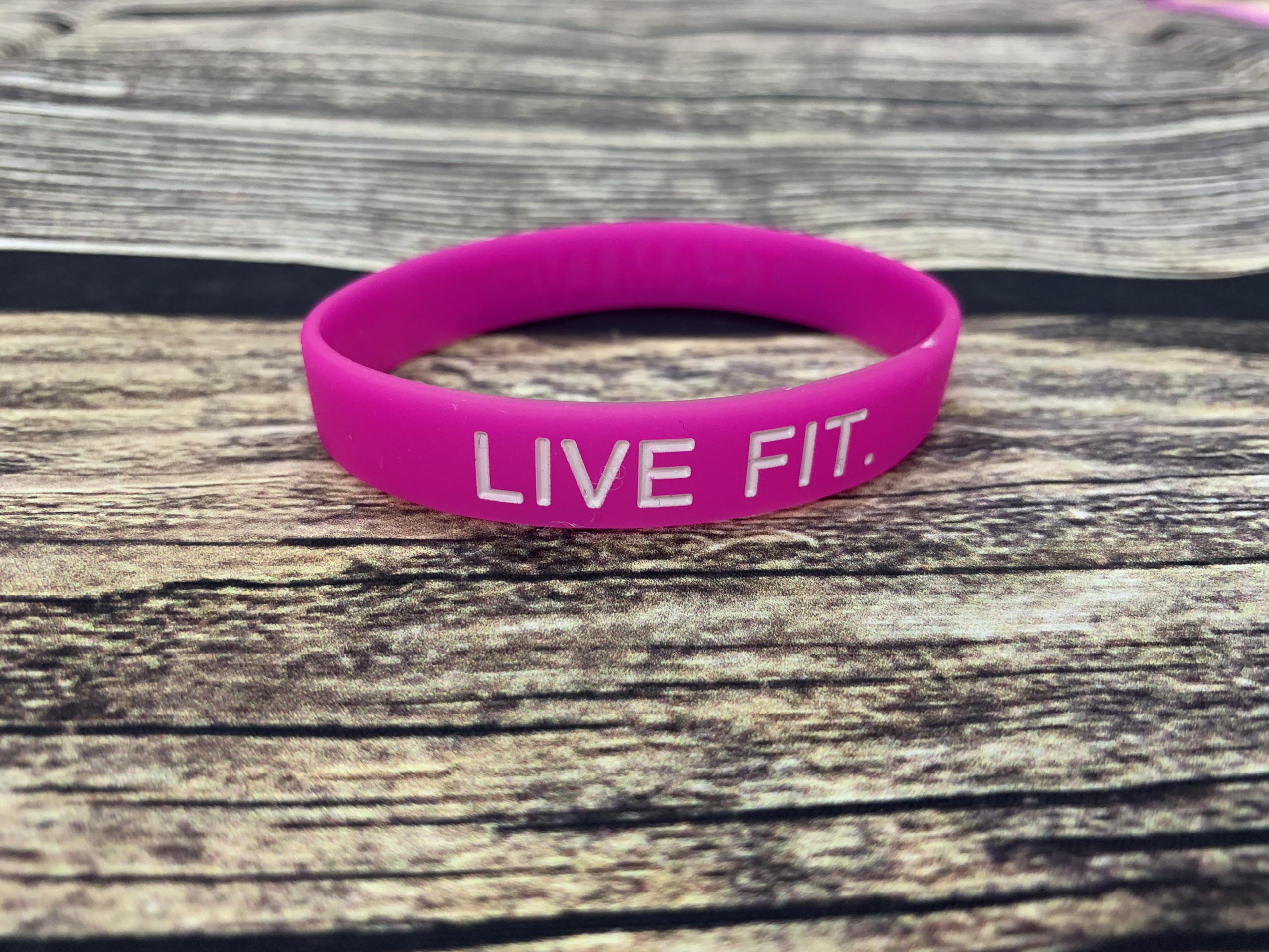 Vòng tay cao su LIVE FIT bản nhỡ, màu sắc xinh xắn, có thể dùng theo nhóm để tạo màu sắc riêng