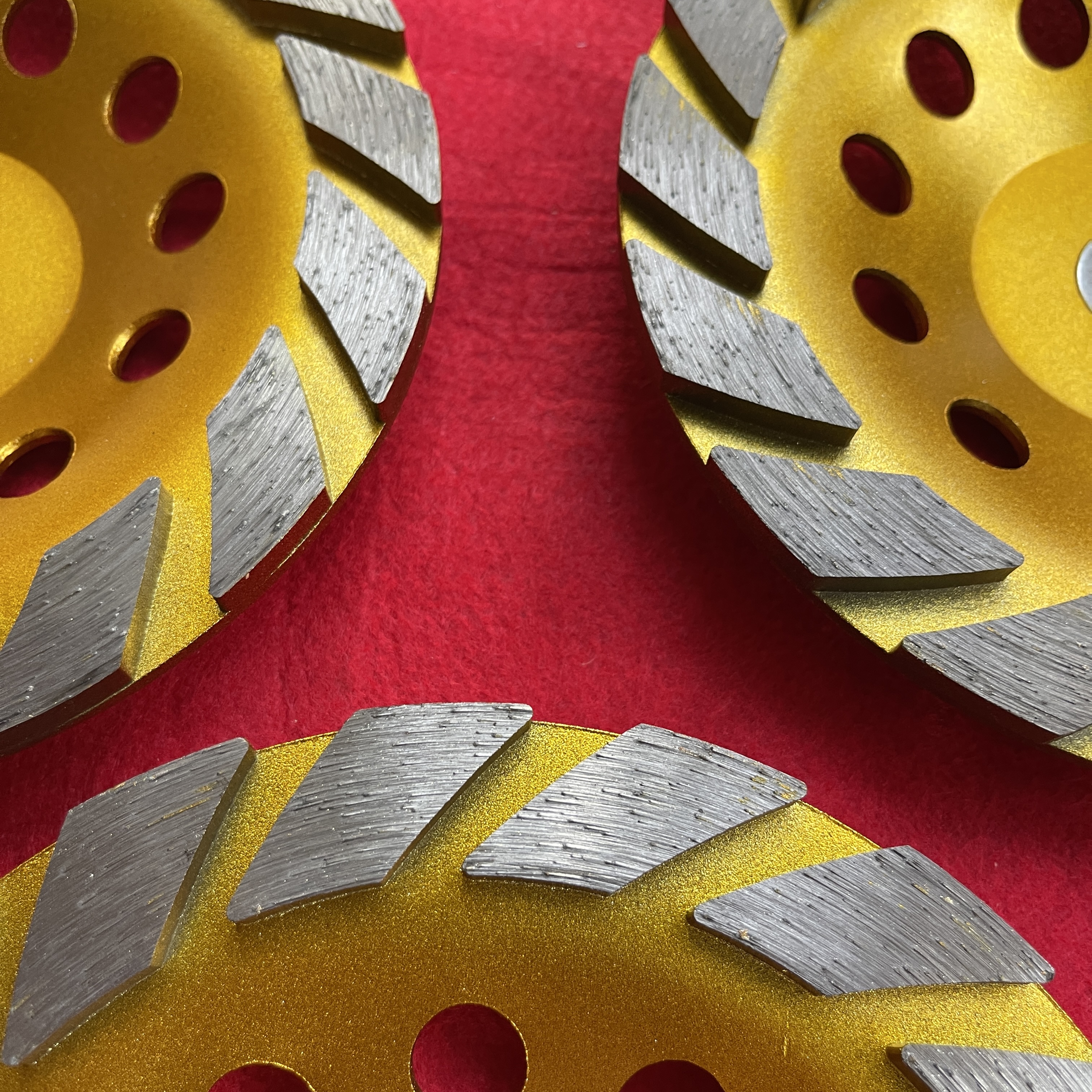 Đĩa Mài Sàn Bê Tông 180mm