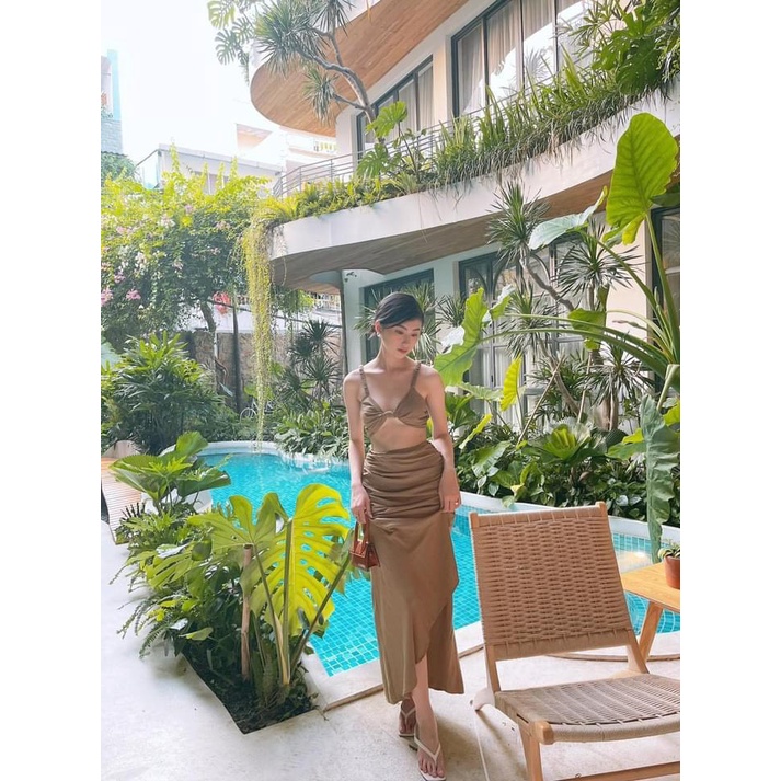 Set đũi hở lưng 2 dây xẻ siêu xinh