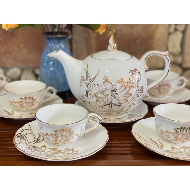 Bộ ấm chen sen vẽ vàng đủ 3 màu cơ bản cực đẹp hàng chuẩn Bát Tràng