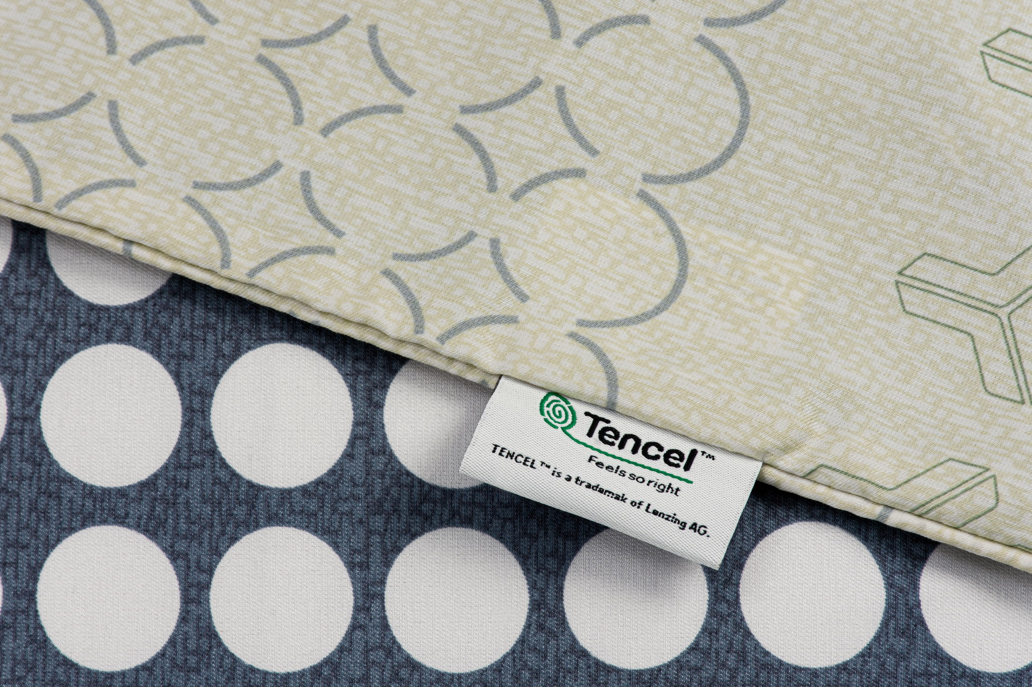 Bộ ga và Vỏ gối Akemi Tencel Touch Serenity, gồm 5 món