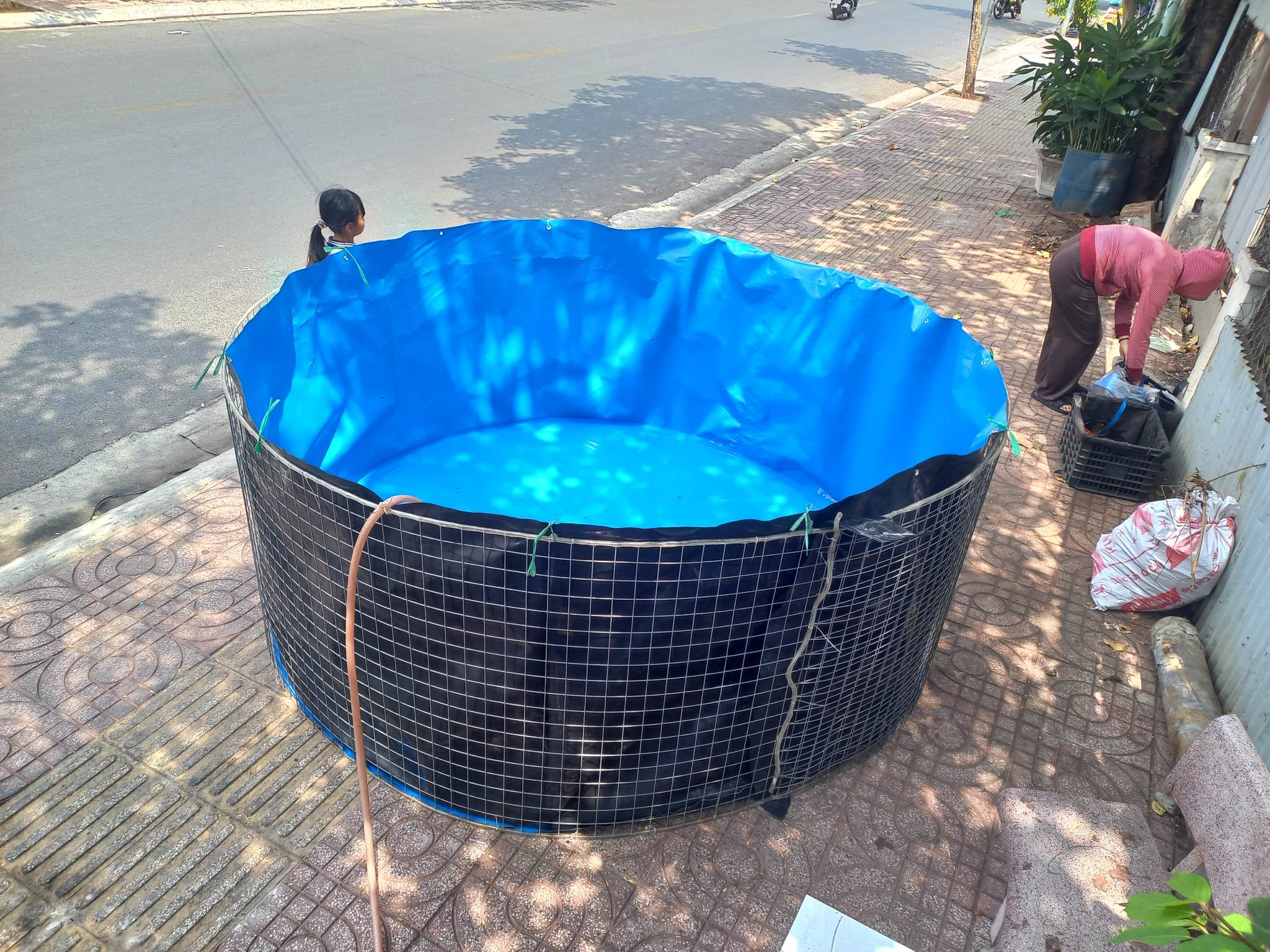 Bể bạt tròn DK 2,5m cao 1m