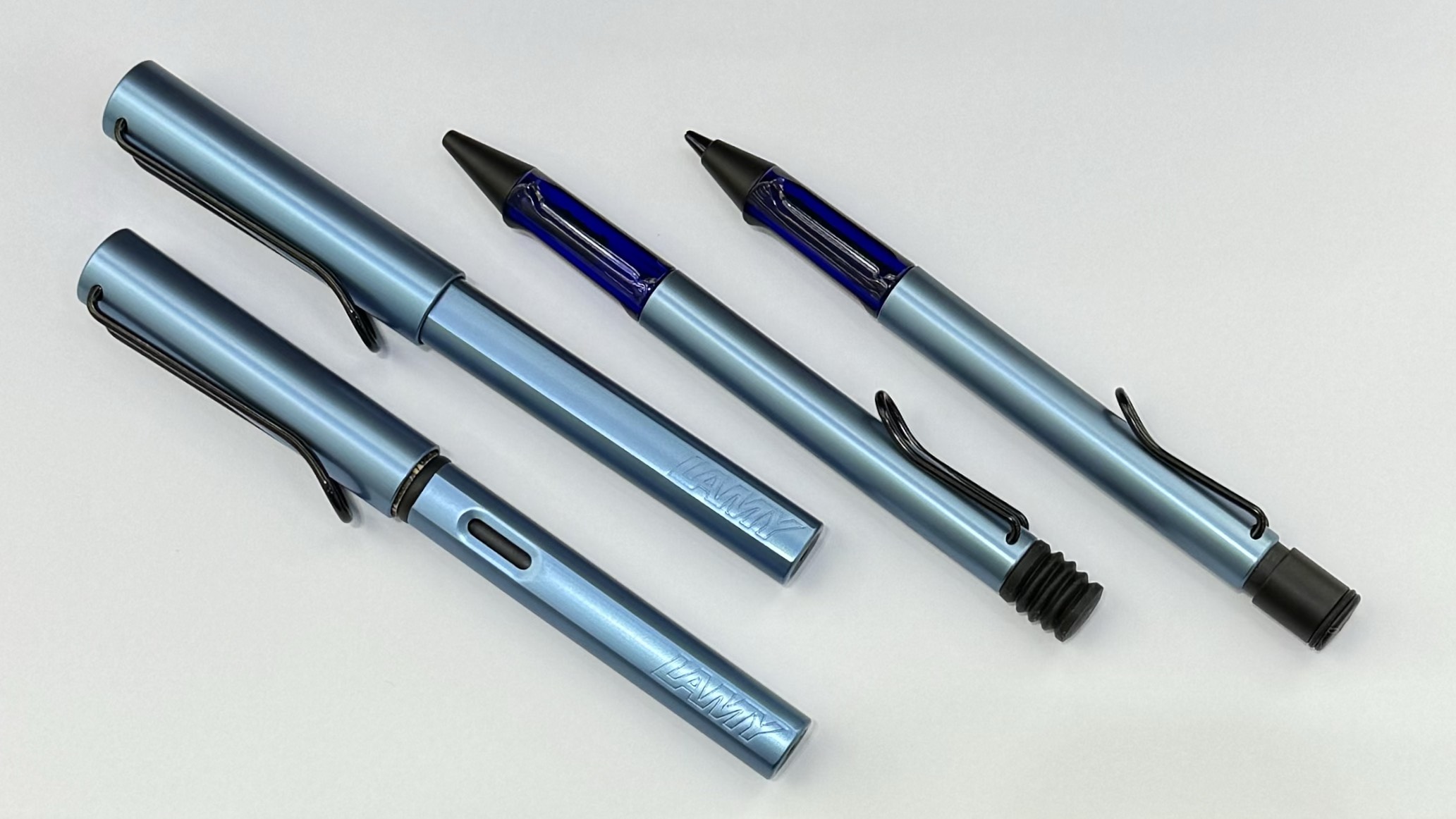 Bút bi LAMY Al-star màu Aquatic ( Limited Edition 2024 )