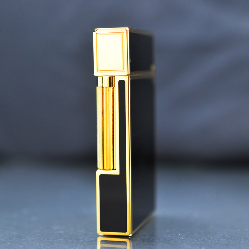 Vỏ Hột Quẹt Bật Lửa Gas Đá S.T Upon D86v Thiết Kế Họa Tiết Sơn Mài Đen In Quốc Huy Indonesia Độc Đáo - Dùng Gas Đá Cao Cấp