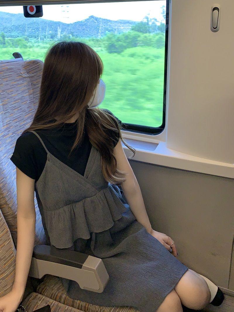 CHENGRUI Một nửa chiều cao cổ áo mỏng phù hợp với phụ nữ mùa hè cao eo lá sen ren váy hai mảnh đặt váy