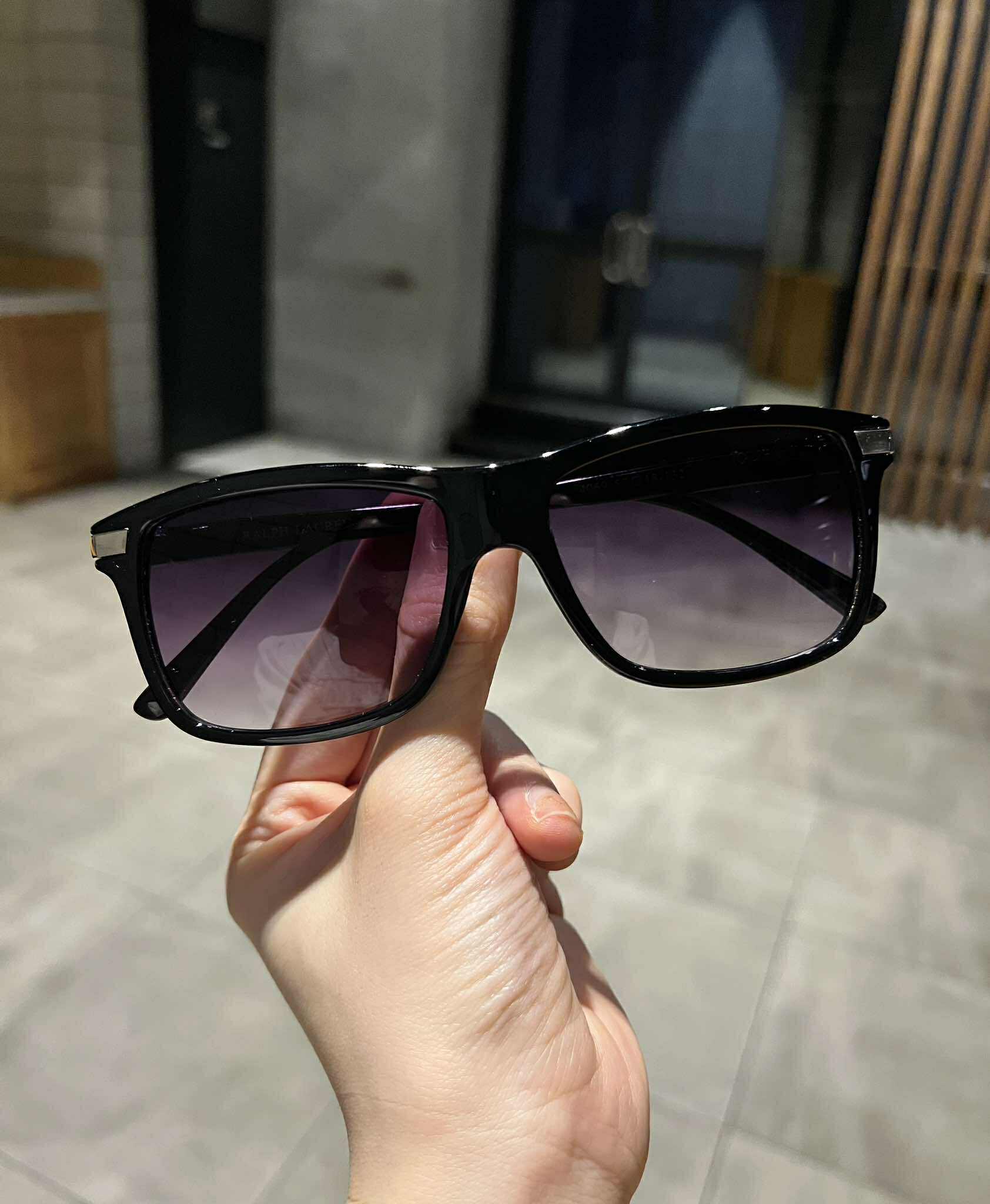 Kính râm Mắt vuông unisex dáng basic chống nắng