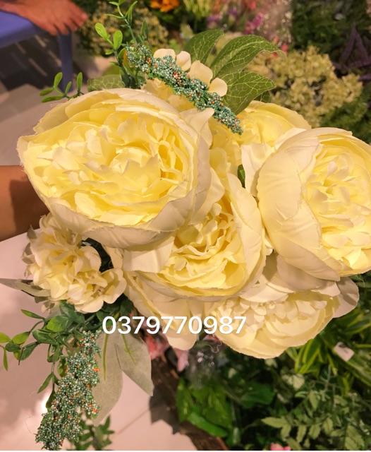 Cụm hoa trà 6 bông lớn, 5 bông bé - Hoa lụa