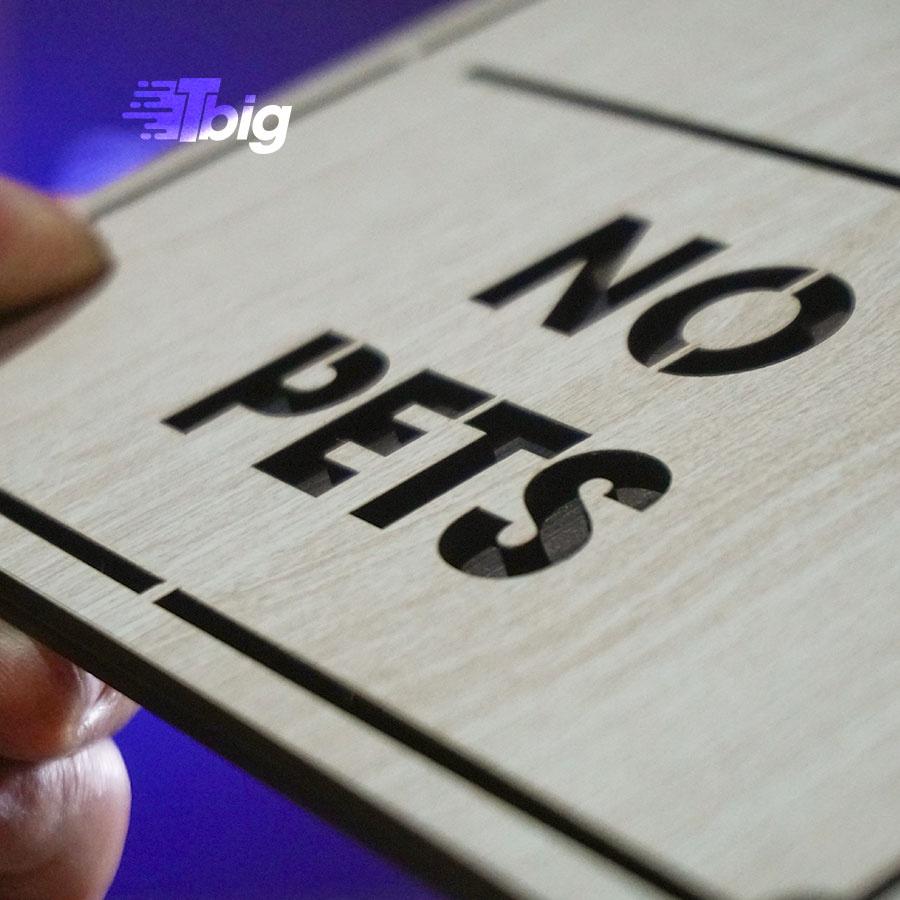 Bảng gỗ No Pets mẫu TC07 loại dán tường trang trí