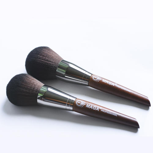 Cọ phủ phấn MAGA POWDER BRUSH LARGE 01 2