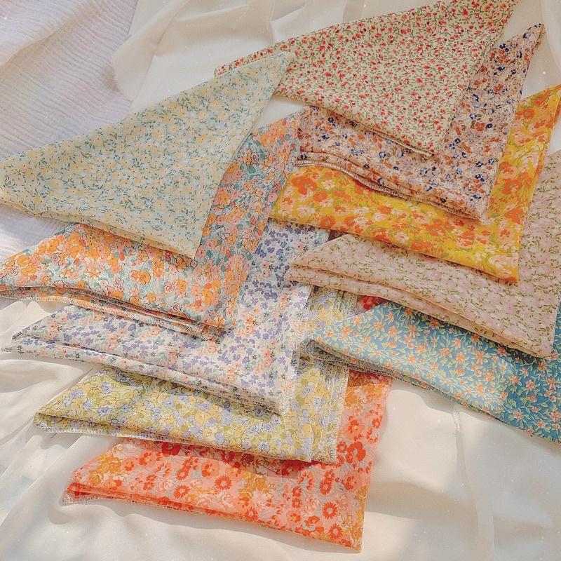 Khăn vải bandana cho nữ kích thước 50x50cm vải mềm hoạ tiết hoa hoa nhí tone nâu vintage dễ thương cho nữ tiemmaykeokeo
