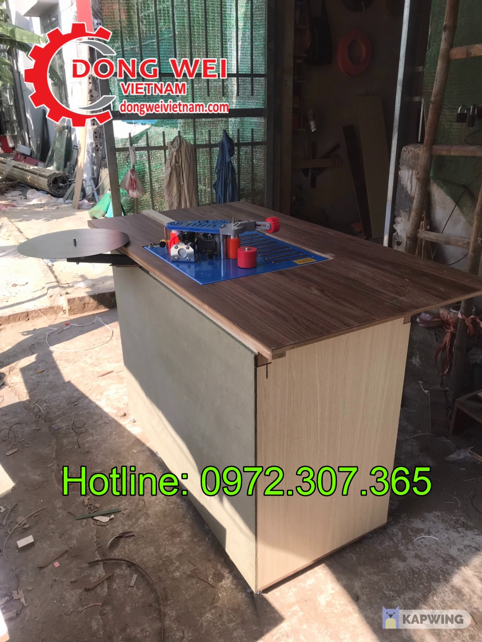 Máy dán cạnh 2 chức năng DW550 Tích hợp hệ con lăn trên bàn