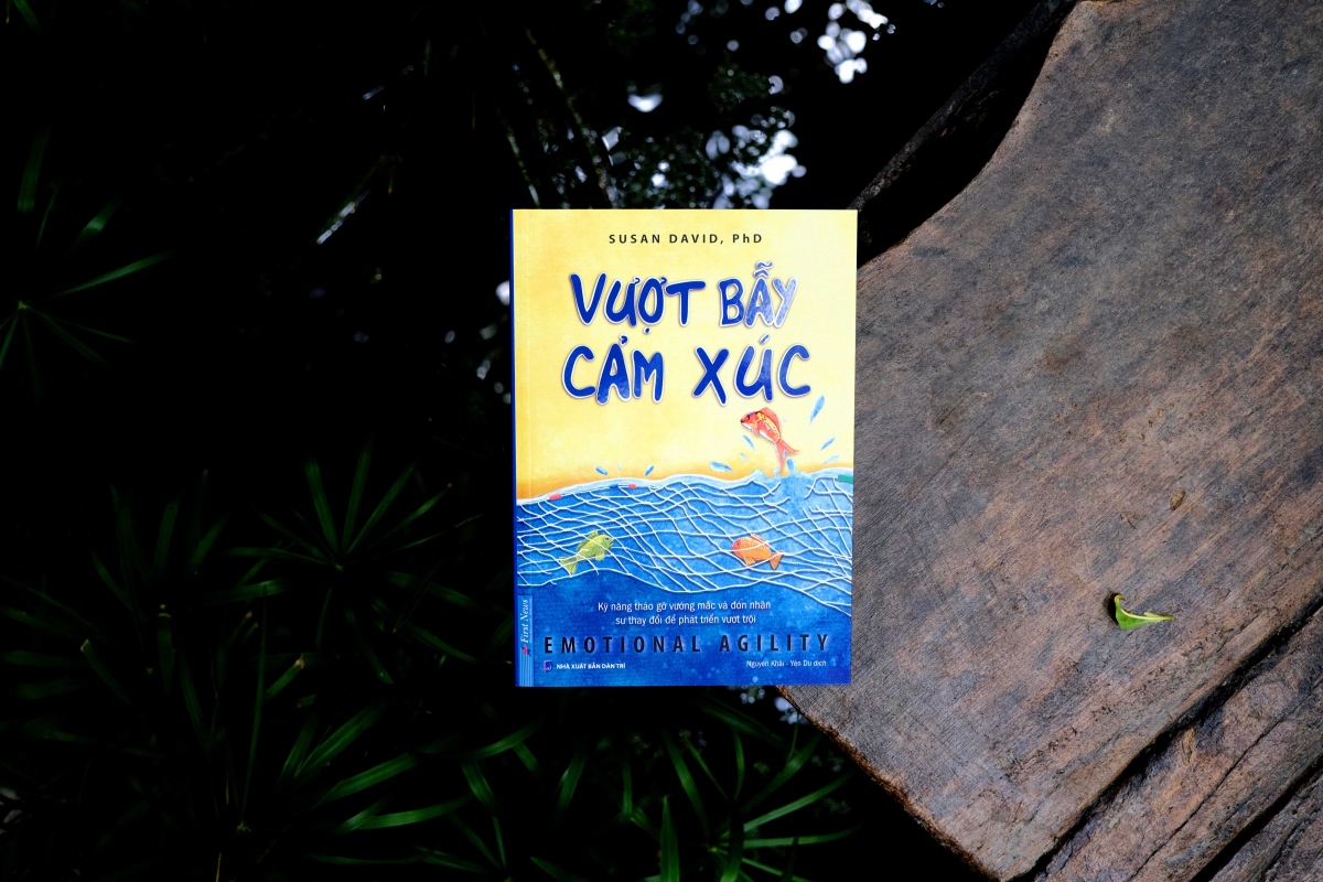 Vượt bẫy cảm xúc - Susan David