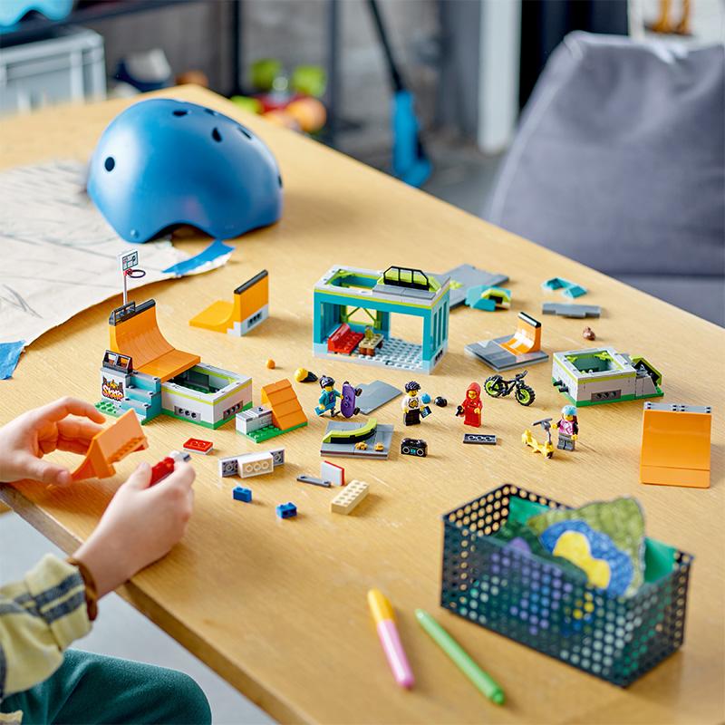 Đồ Chơi Lắp Ráp Công Viên Trượt Ván Lego City 60364