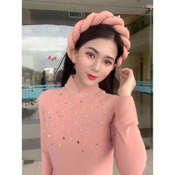 Áo dài trơn 4 tà kèm quần ngực đính ngọc thủ công sang trọng