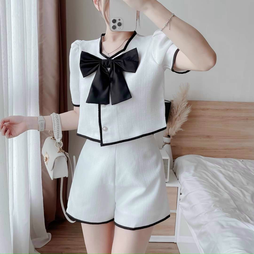 SÉT BỘ ĐÙI ÁO VIỀN KÈM NƠ ,ÁO CÀI NÚT THẬT ,QUẦN CÓ LÓT