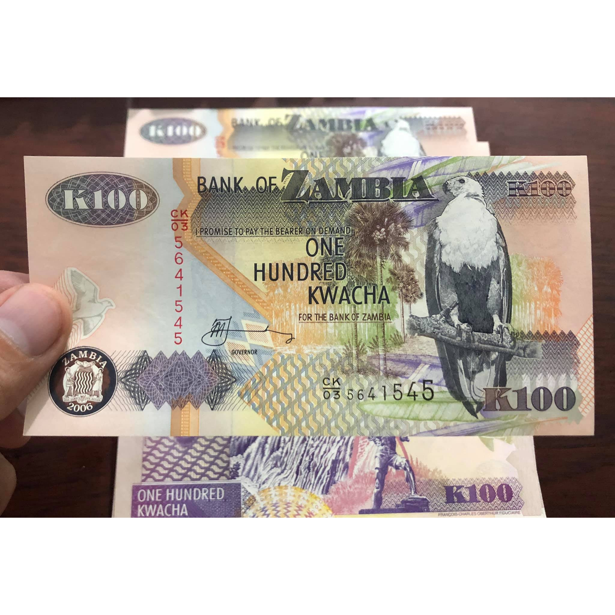 Tiền cổ Zambia 100 Kwacha, quốc gia nghèo châu Phi