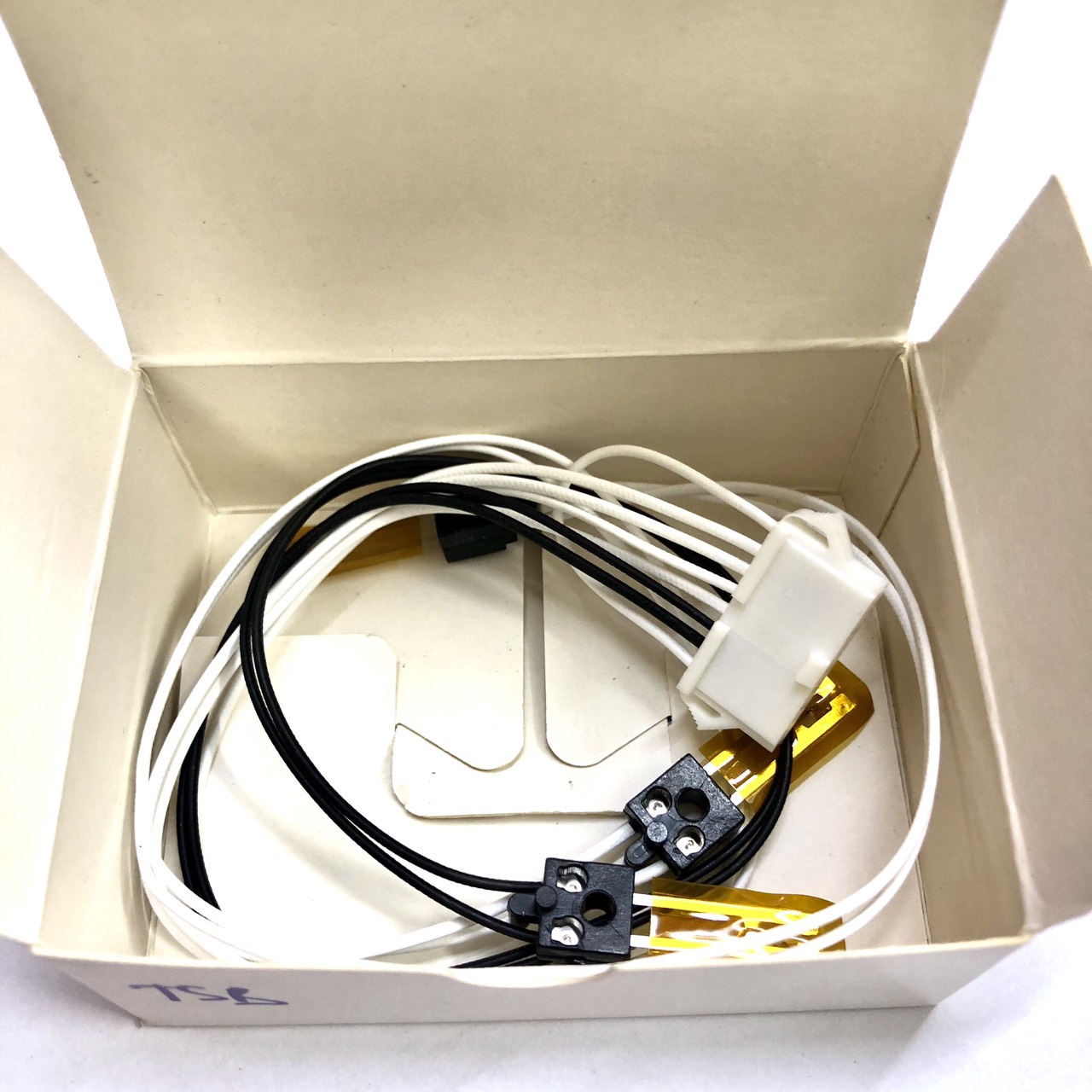 Sen xơ  (Sensor) sấy Toshiba 856: Dùng cho máy photocopy Toshiba E 550/ 650/ 600/ 720/ 723/ 850/ 853/ 555/ 655/ 556/ 656/ 756/ 856/ 657/ 857 ( HA - Hàng nhập khẩu )