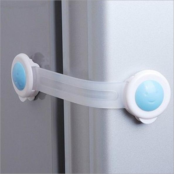 Bộ 4 Khóa Gài Cửa Tủ Lạnh,Ngăn Kéo,Cửa Phòng An Toàn Cho Bé