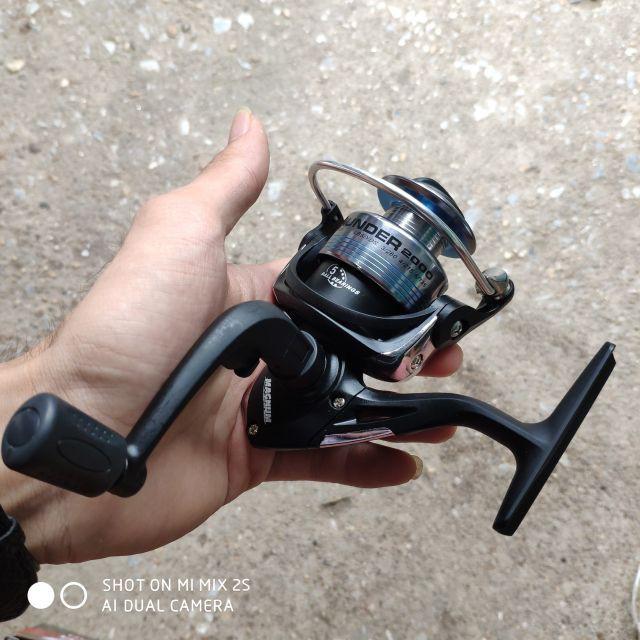 Máy câu cá chuyên UL size 1000, 2000 quay mượt mà