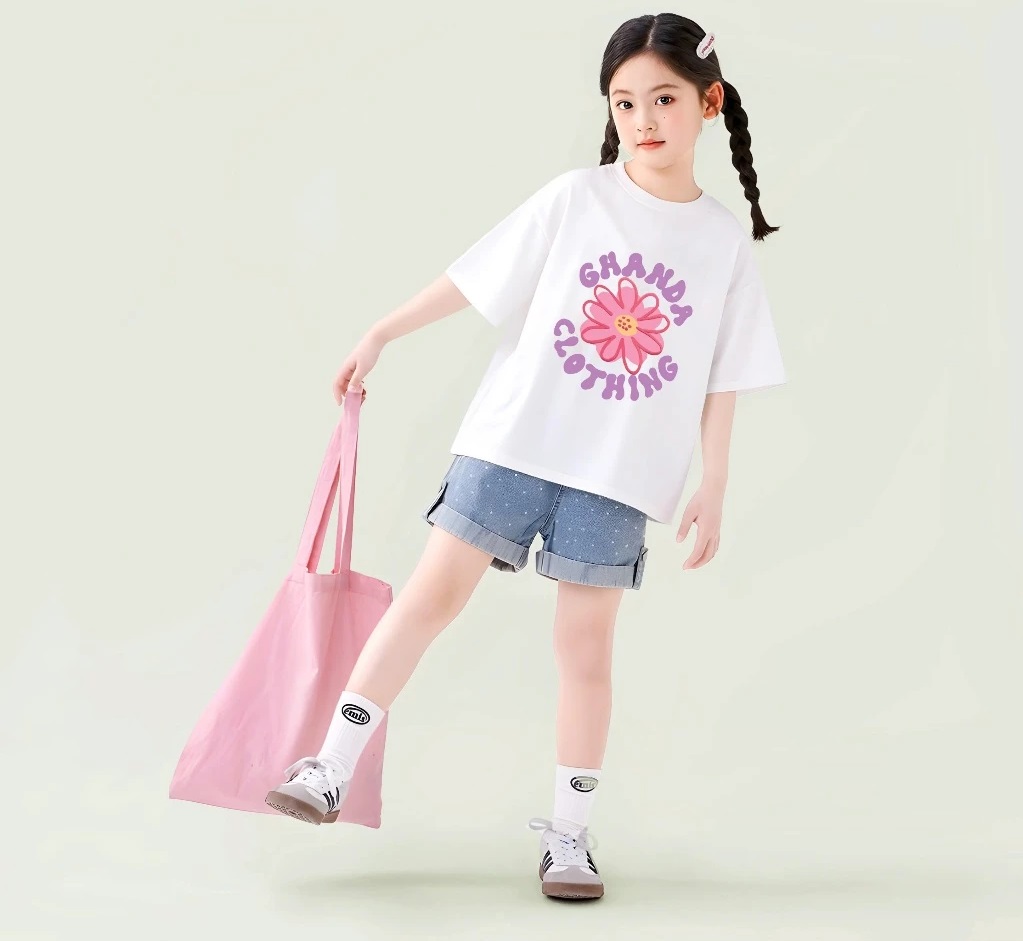 Set Đồ Bé Gái Áo In Hoa Dễ Thương Kèm Quần Jean Short Chấm Bi Thời Trang Từ 12-45kg Dành Cho Bé Gái