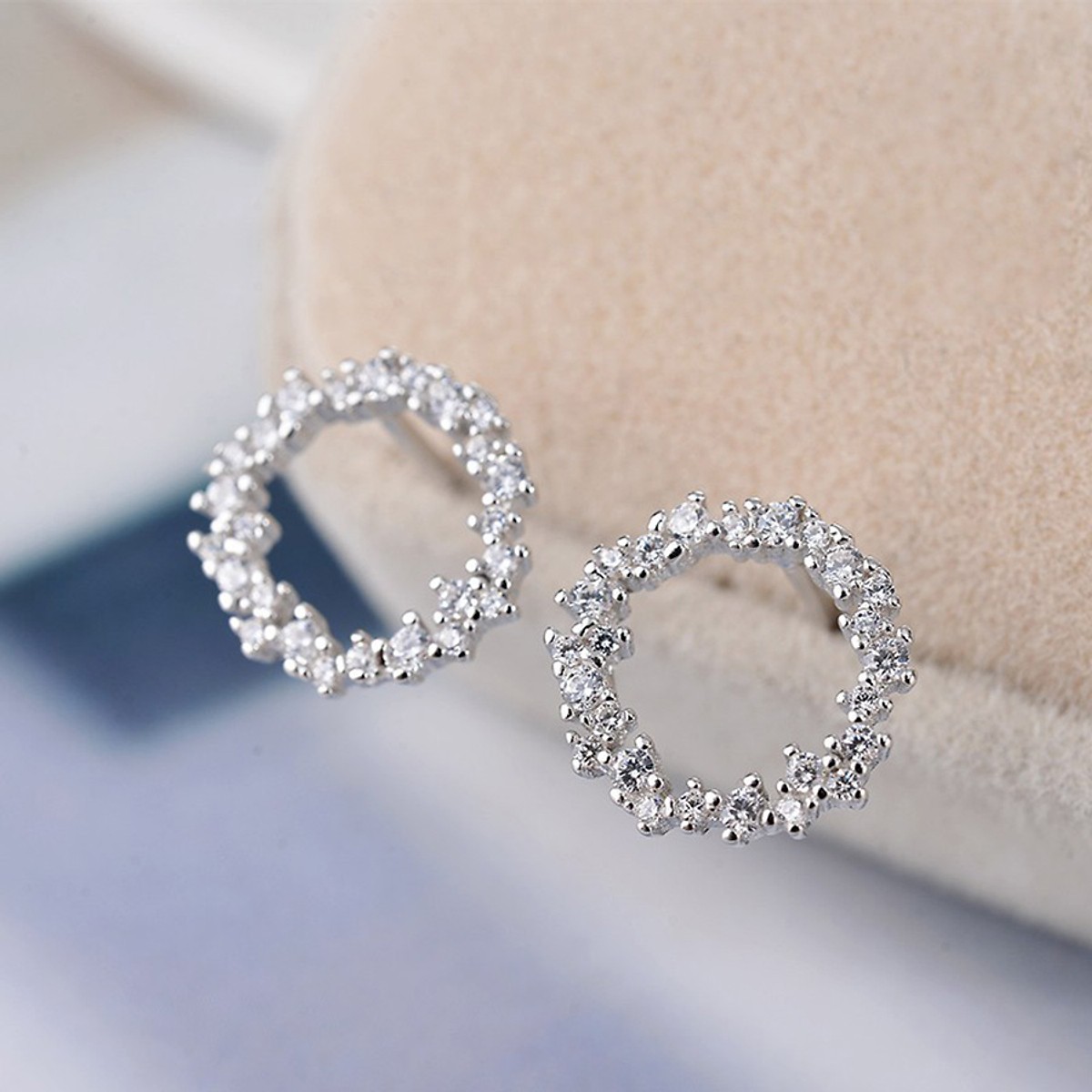 Bông tai Huyền Thoại Biển Xanh