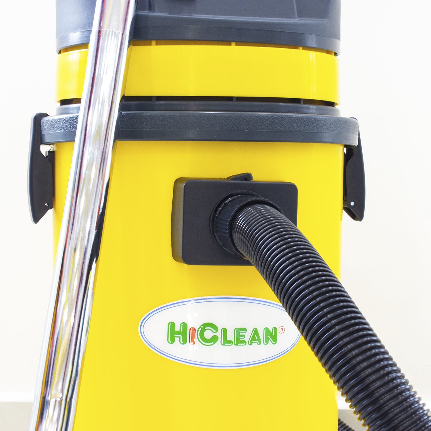 Máy hút bụi khô và ướt HiClean HC30P (thùng nhựa ABS cao cấp, dung tích 30L) - Hàng chính hãng