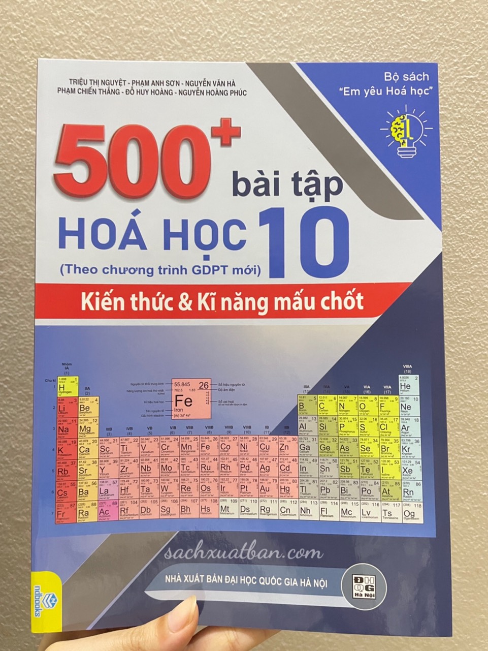 Combo 2 cuốn Hóa Học Nâng Cao 10 và 500+ Bài Tập Hóa Học 10 (Biên Soạn theo chương trình Giáo dục phổ thông mới)