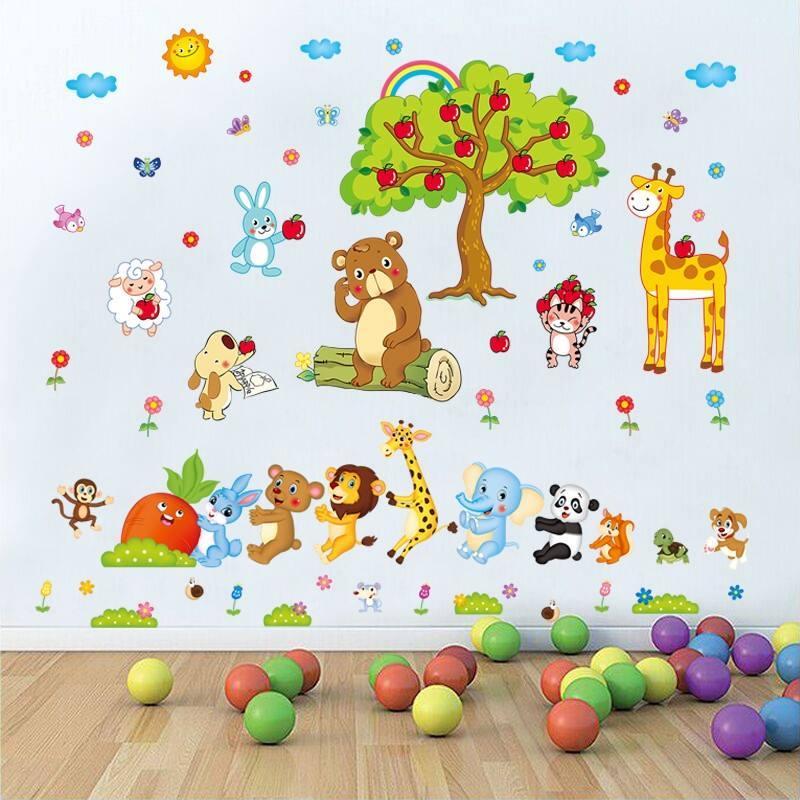 DECAL DÁN TƯỜNG VƯỜN THÚ CÂY TÁO VÀ ĐOÀN KẾT - HP895
