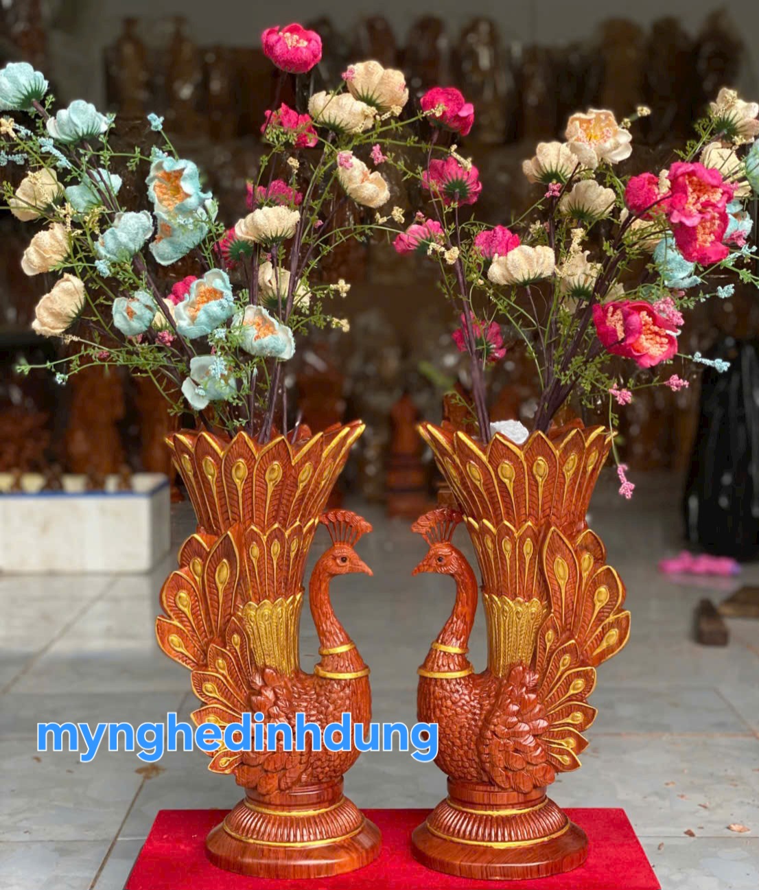 Cặp chim công cắm hoa phong thủy gỗ hương đá cao 40x20x15cm