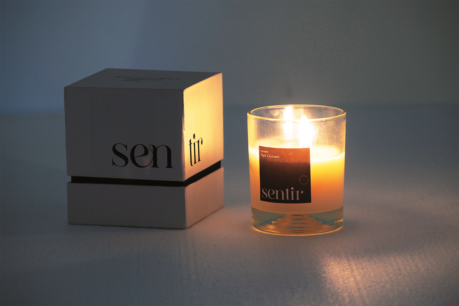 [Scented Candle] Nến thơm mùi ban đêm Dark Currents