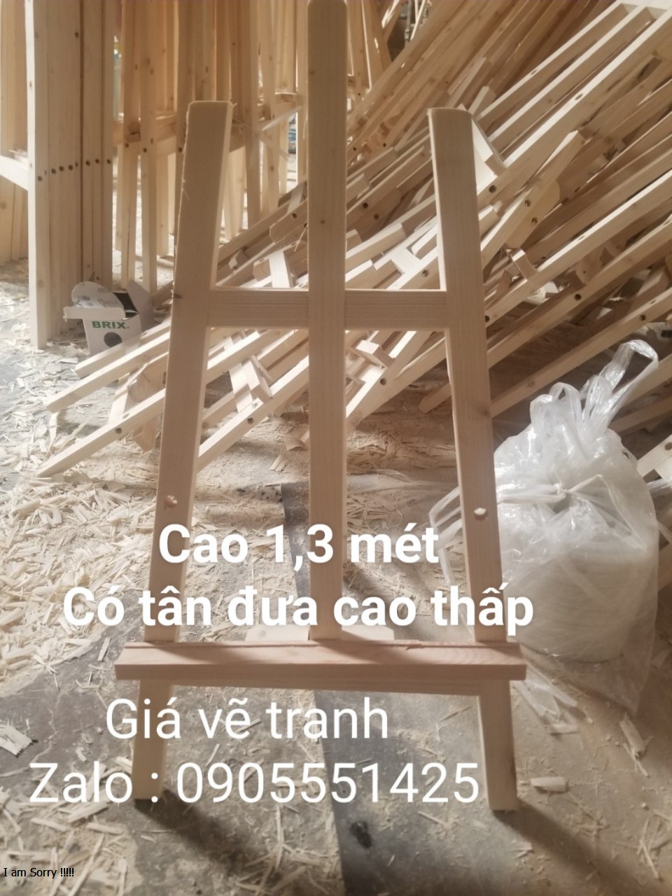 Giá vẽ tranh cao 1,3 mét có tân đưa cao thấp, gỗ thông tự nhiên.