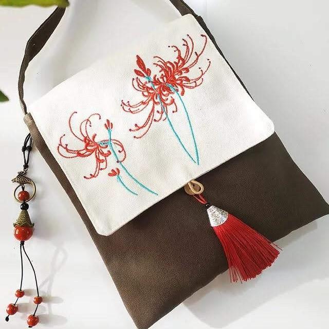 Túi sách vải thêu mẫu hoa bỉ ngạn