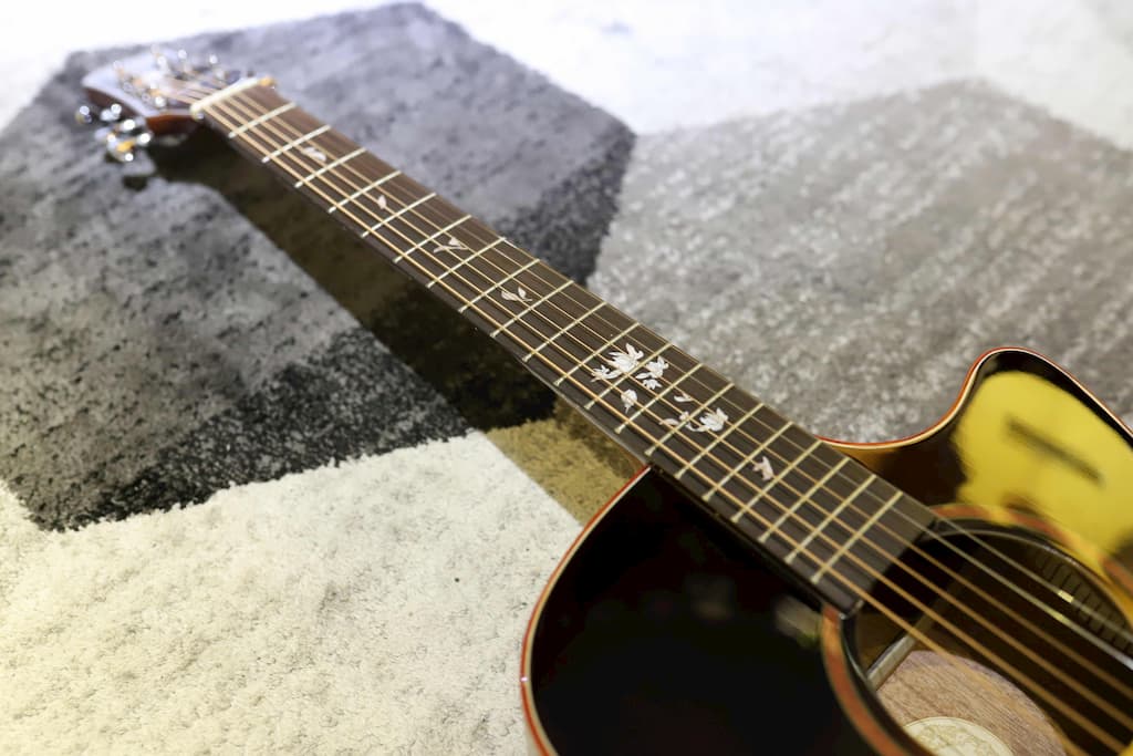 Đàn Guitar Acoustic TAKAHAMA ATK160CE