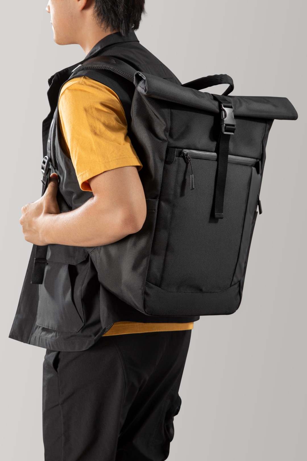 Balo Tomtoc Roll Top Travel Backpack dành cho Macbook 13/14", Laptop 15.6" 23L - T61 - Hàng Chính Hãng