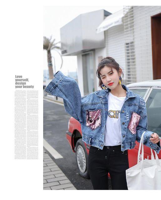 ÁO KHOÁC JEANS PHỐI TÚI ĐÍNH KIM SA