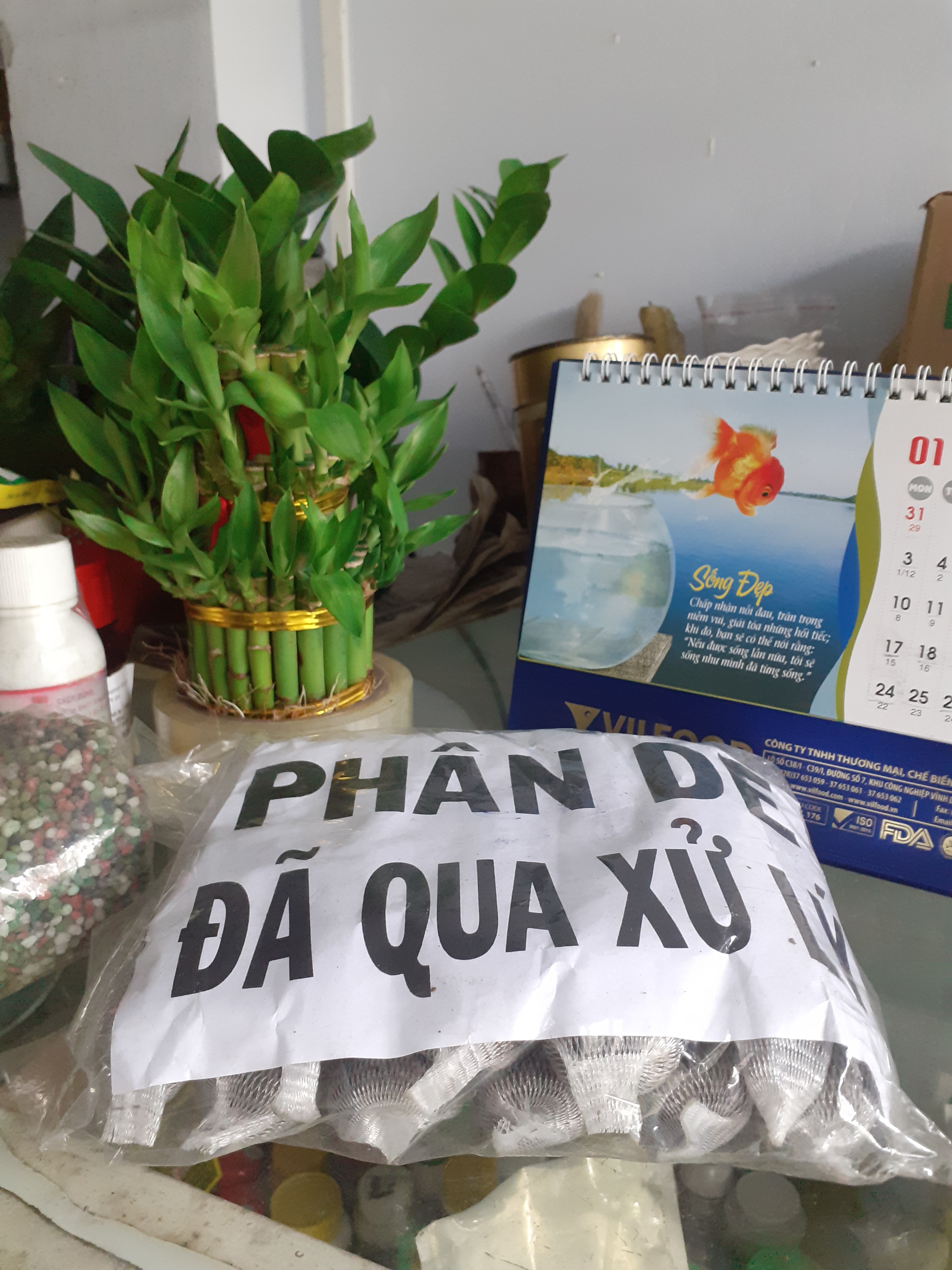 bịch 10 túi lưới phân dê