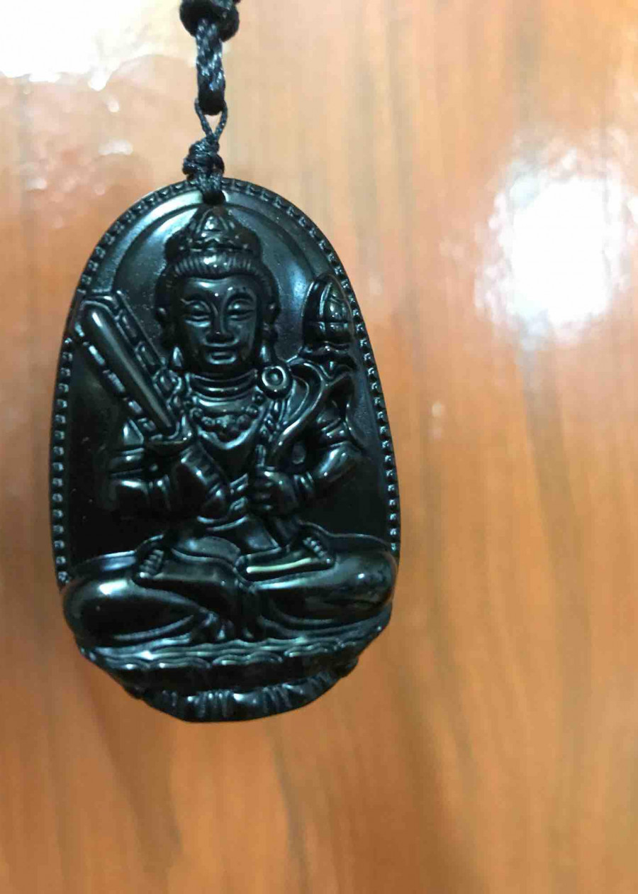 MẶT PHẬT HƯ KHÔNG TẠNG ĐÁ MÃ NÃO ĐEN ĐẸP 5CM ĐK 3CM ĐỘ MỆNH NAM TUỔI SỬU DẦN MỆNH THỦY MỘC
