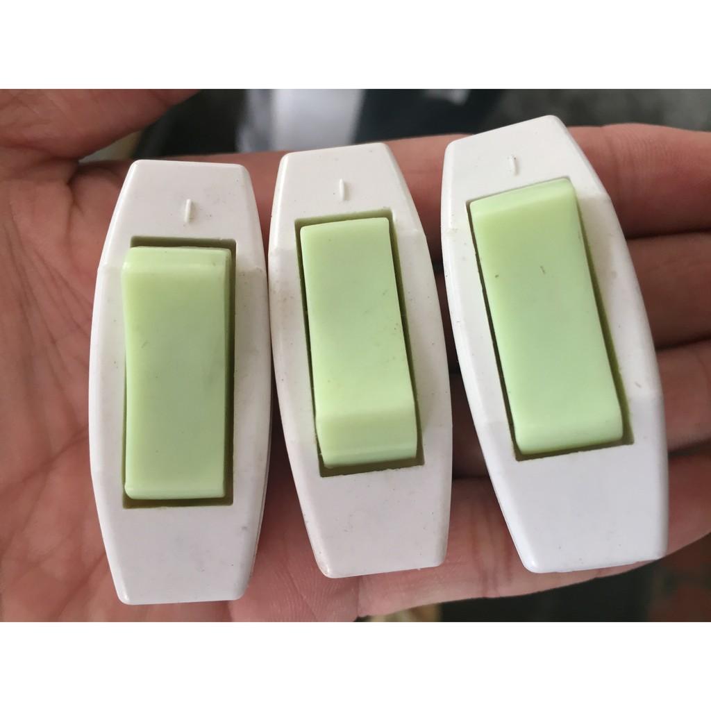 Công tắc bật tắt