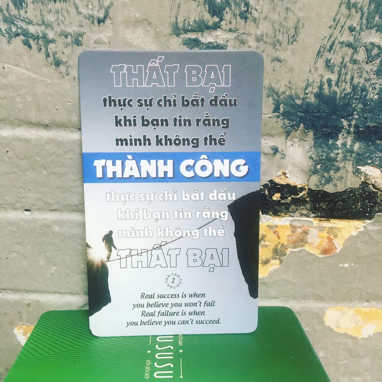 Bộ 52 Bookmark Độc Đáo - Fususu Card Green từ #1 tới #52 - Tuyển Tập Câu Nói Hay Tạo Động Lực - Hình Ảnh Châm Ngôn Ý Nghĩa Truyền Cảm Hứng Sống - Đựng Trong Hòm Kho Báu Sáng Tạo Dễ Thương