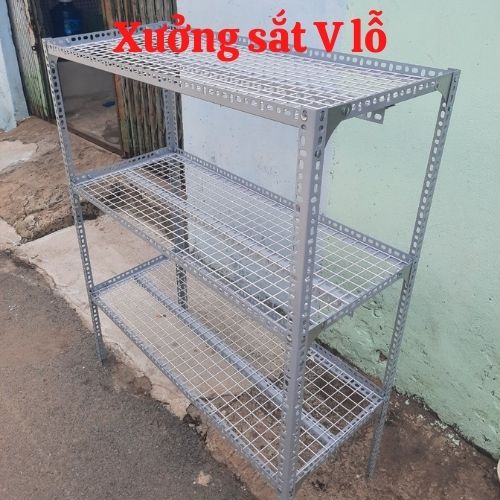 kệ sắt v lỗ dạng vỉ lưới ô vuông,kích thước(R 20cmx Dài1mxCao1,5m) 4 tầng sắt v3