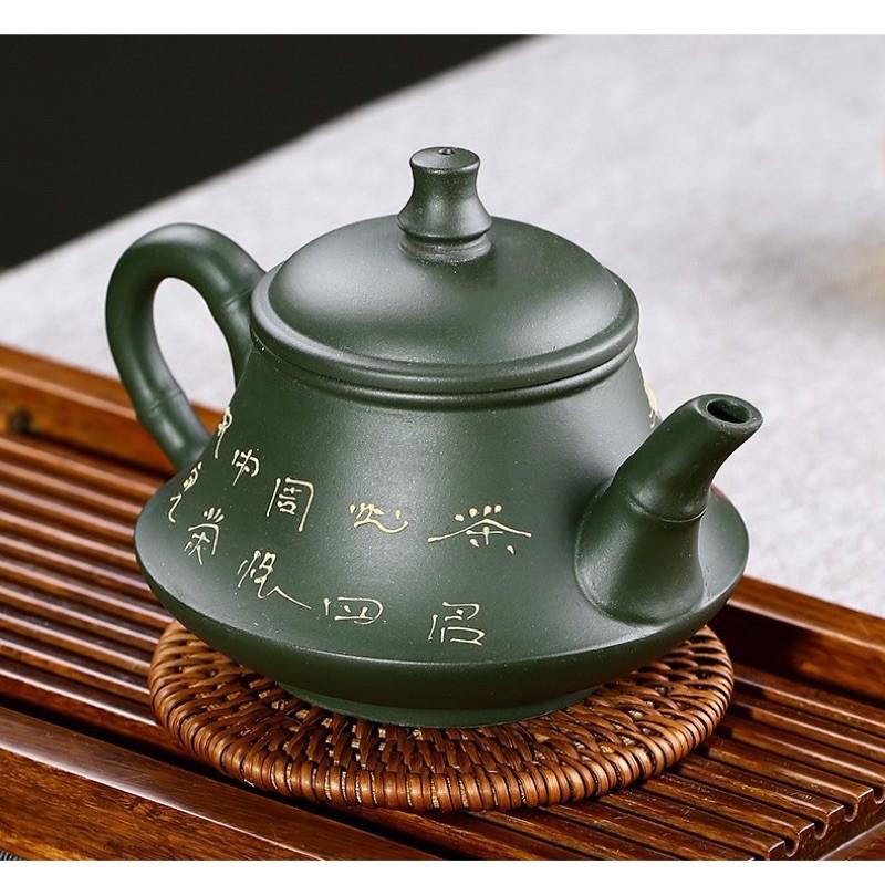 Ấm lục sa Kim Liên Quân Trúc