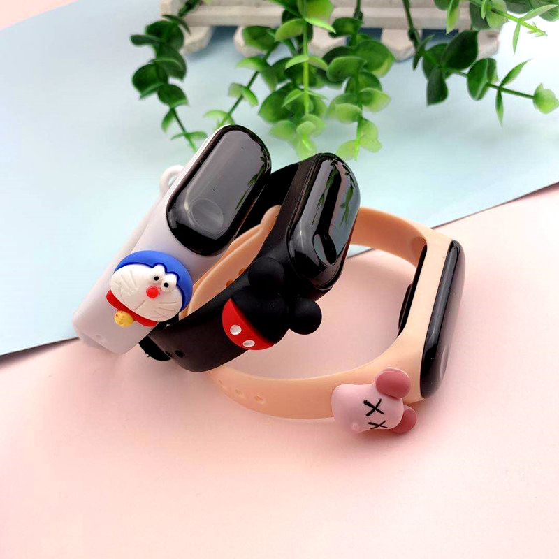 Đồng hồ điện tử dành cho bé đeo tay Zgo Disney màn hình Led đáng yêu