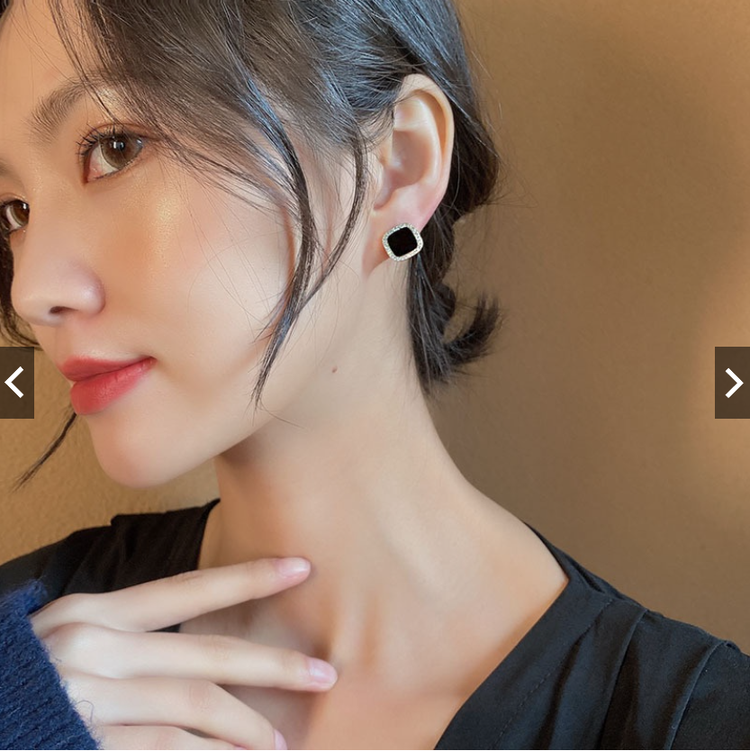 Bông Tai Hình Vuông Đính Kim Cương nhân tạo Phong Cách Hàn Quốc dành cho nữ.