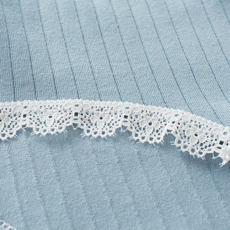 Quần cotton tăm màu trơn viền ren ôm mông cạp lưới đính nơ