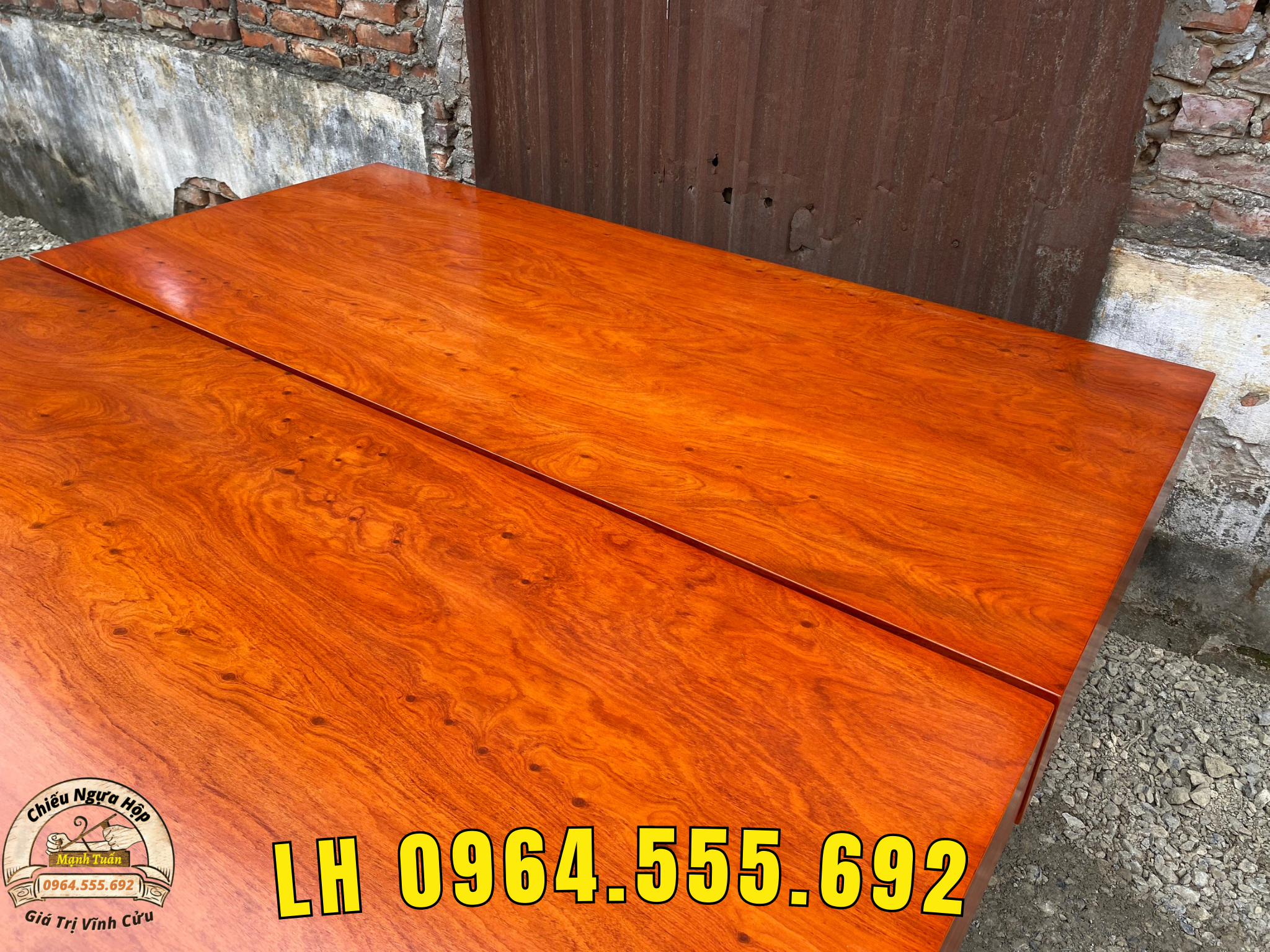 Chiếu Ngựa Hộp - Gỗ Hương Đá
