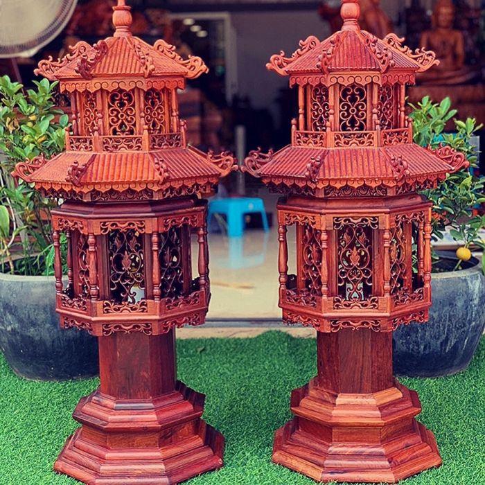 Siêu Phẩm Cặp đèn thờ hình tháp mái chùa gỗ Hương, hàng cao cấp có nhiều kích thước khác nhau
